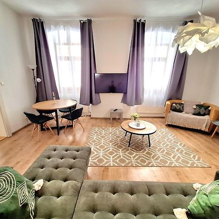 Apartment Emma - Old Town Bratislava Eksteriør billede
