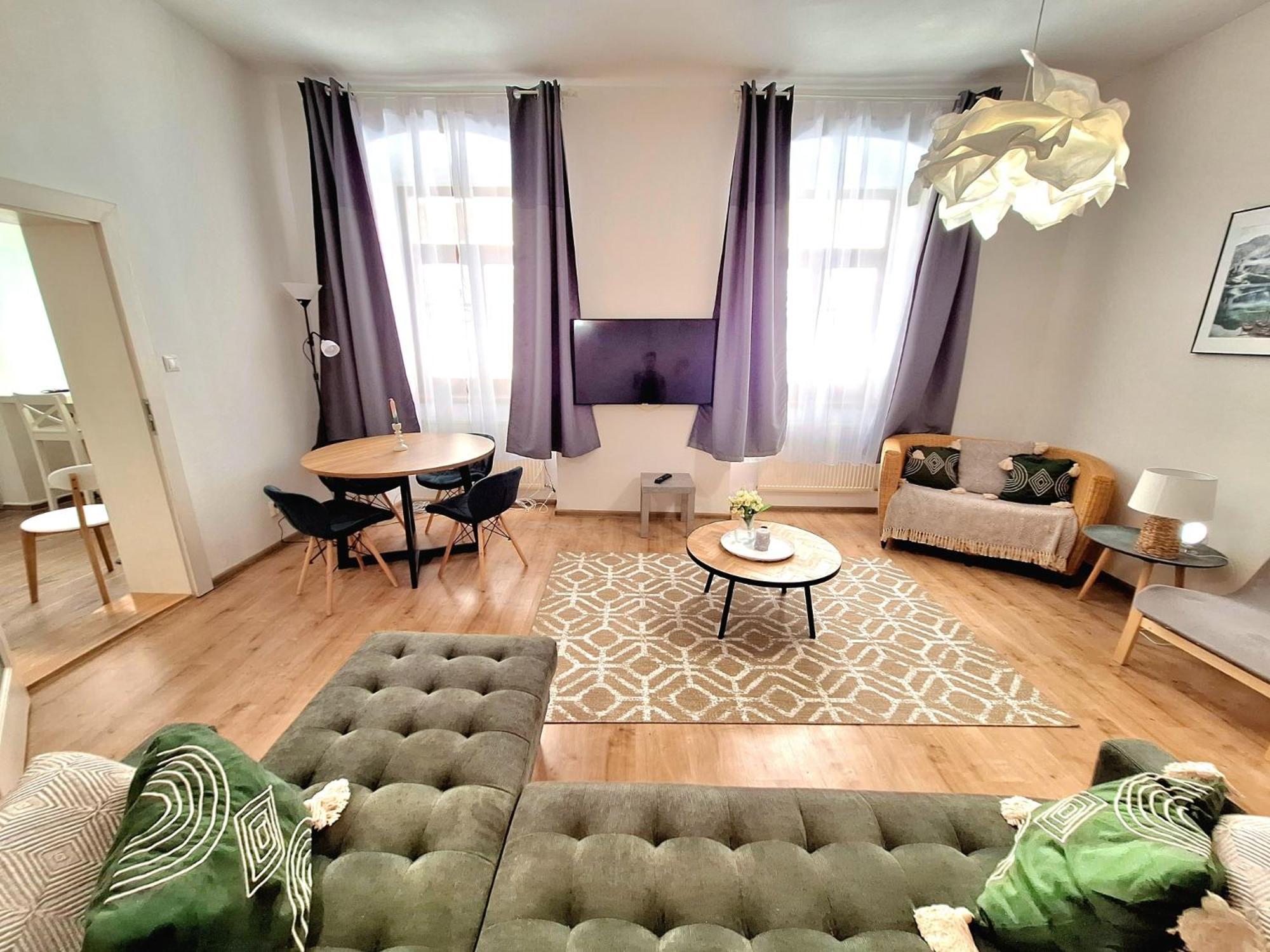 Apartment Emma - Old Town Bratislava Eksteriør billede